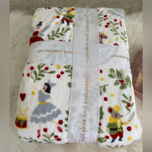 Bundle of cupcakes & cashmere Holiday the nutcrackerThrow Blanket ornaments - Picture 3 of 6